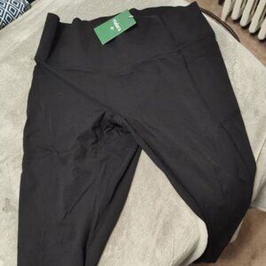 **BUY ANY 2 ITEMS, GET ANY 1 ITEM FREE** High Waisted Pocket Shaping Leggings